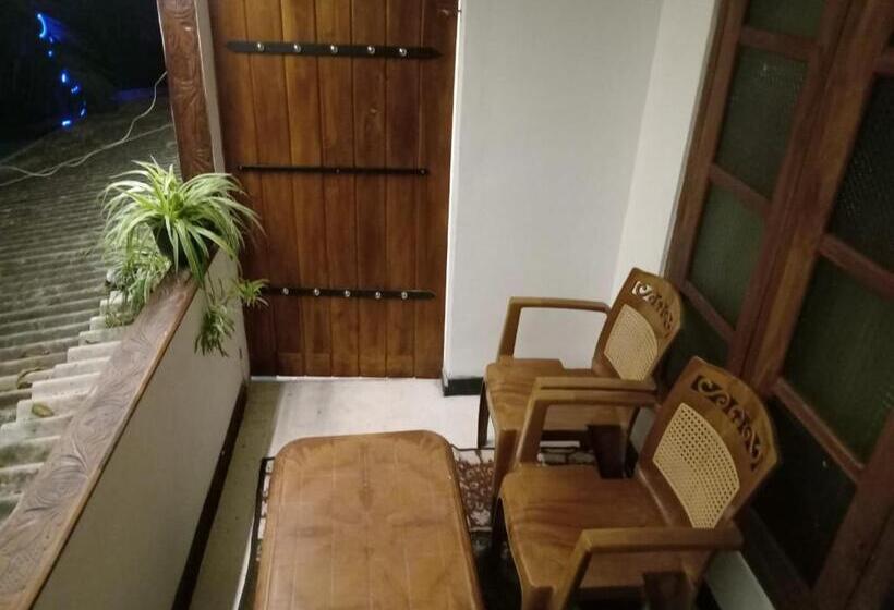 Номер Стандарт, Diyathalawa The Mountain Lodge