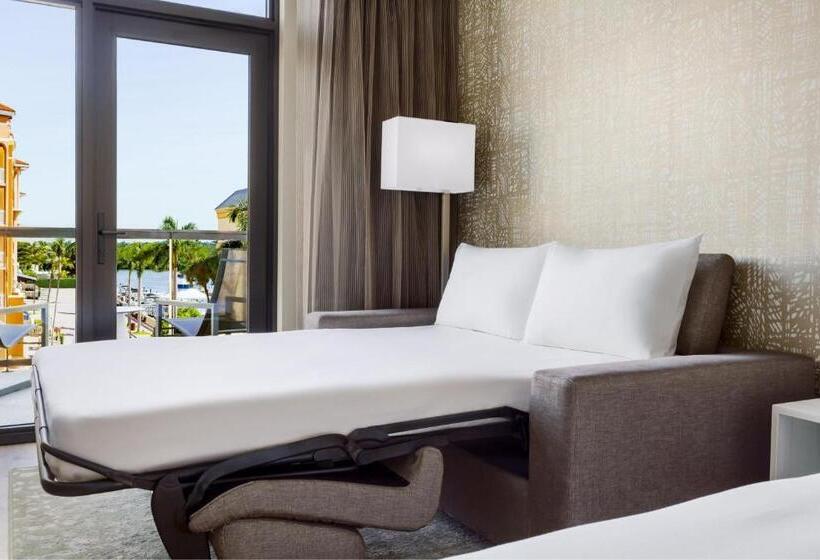 Номер Стандарт с Балконом, Ac Hotel By Marriott Naples 5th Avenue