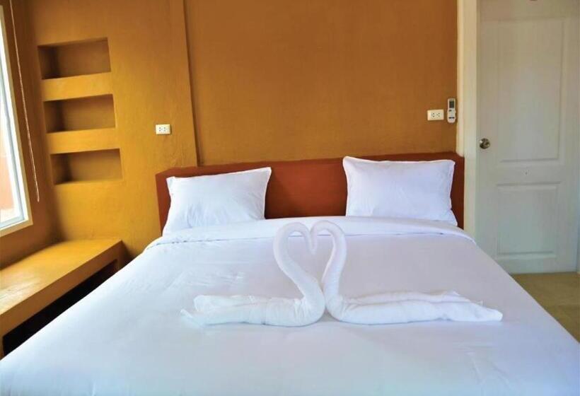 Бунгало Superior, World Cat Beach & Resort เวิลด์แคท บีช แอนด์ รีสอร์ท