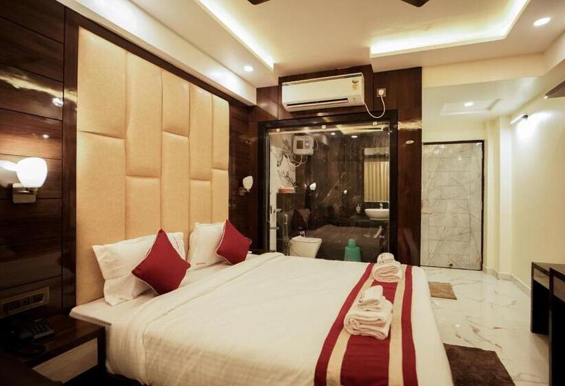 Номер Deluxe, Gogol Beach Resort !! Luxury Room With Mesmerizing Sunset Views & Free Parking !!