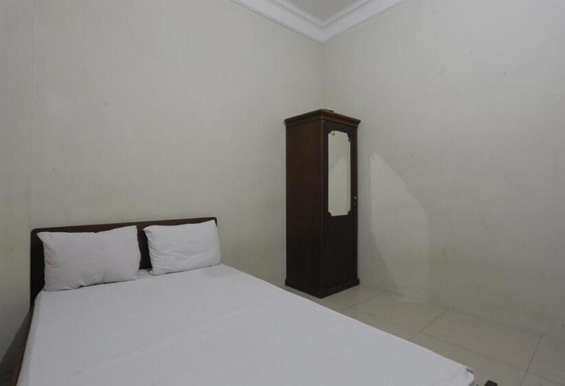 Номер Стандарт, Oyo 93119 Guest House Leo Patra