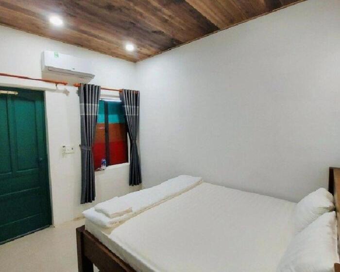 اتاق لوکس با تخت بزرگ, Greenfield Farmstay