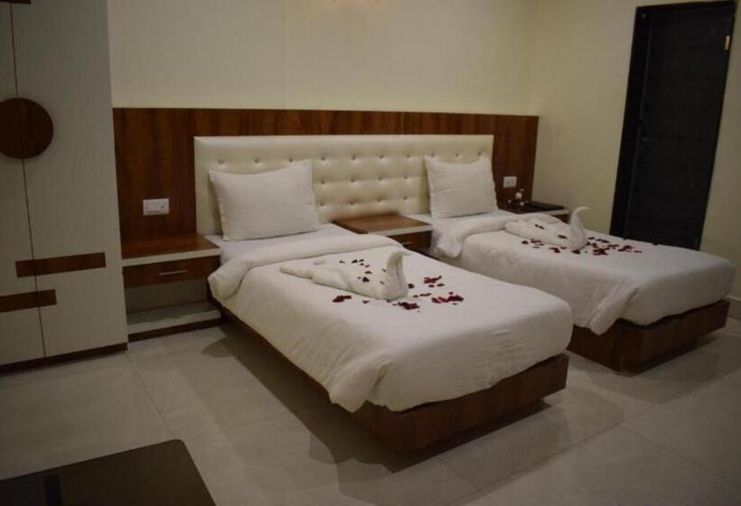 Номер Стандарт, The Hills, Ambikapur