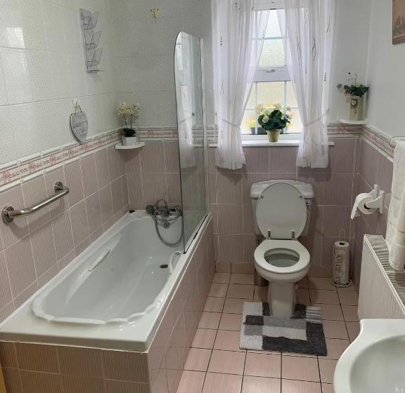 Номер Стандарт, Garrenmore Lodge B&b