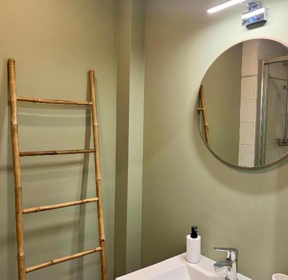 스탠다드 룸 공동 욕실, Chambre Privée Dans Un Appartement Partagé