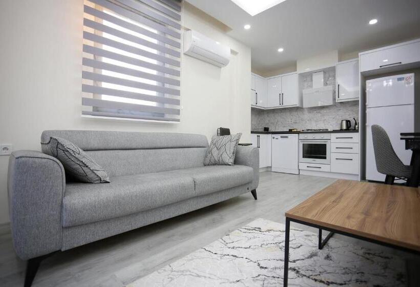 Номер Стандарт, Bright House Apart