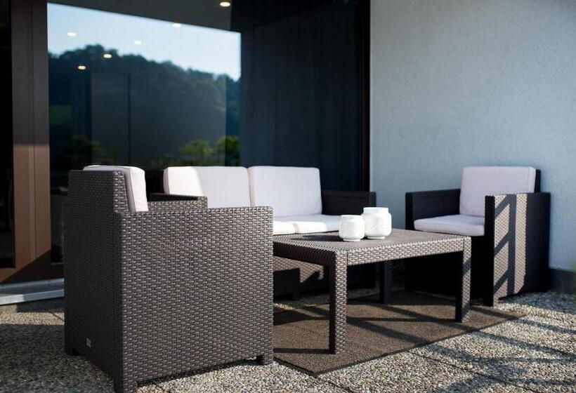 Апартаменты 1 Спальня с Балконом, Keller Apartment