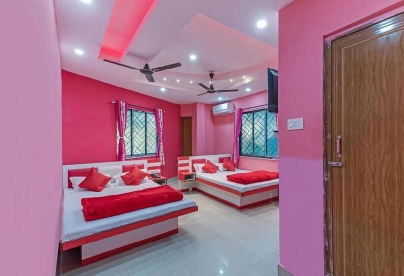 Family Suite, Sadia Guest House, Kolkata