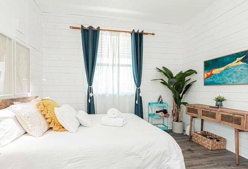 스탠다드 내측 룸, Vanderbilt Beach Studio