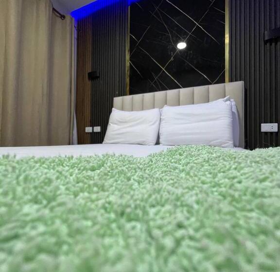 اتاق استاندارد, Lucky Room