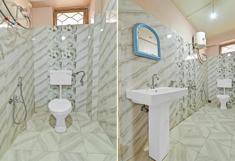Трехместный Номер Классика, Collection O Wonder Hill Residency