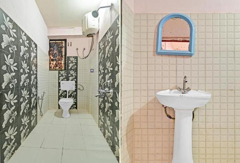 Трехместный Номер Классика, Collection O Wonder Hill Residency