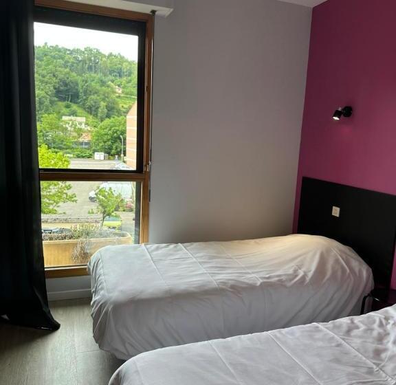 Номер Стандарт, Hôtel Foulquier