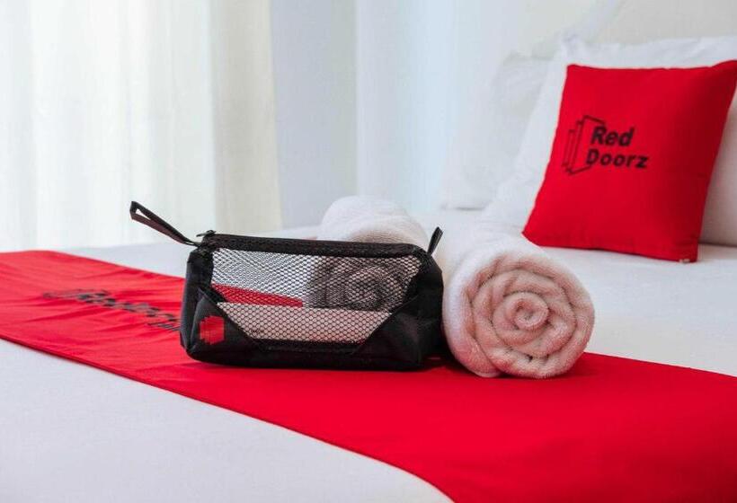 Семейный Номер, Reddoorz Syariah Near Kantor Pajak Telanaipura Jambi