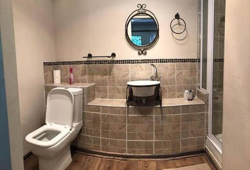 Номер Стандарт, The Water Wheel