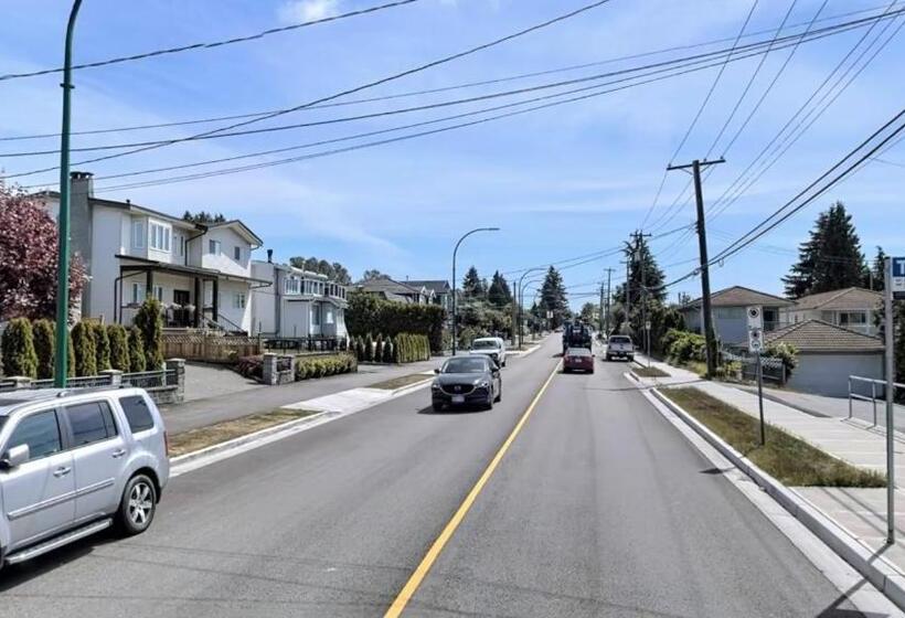 جناح غرفتين نوم, Private Entry 2 Bedrooms Entire Suite Free Parking Near Skytrain Metrotown