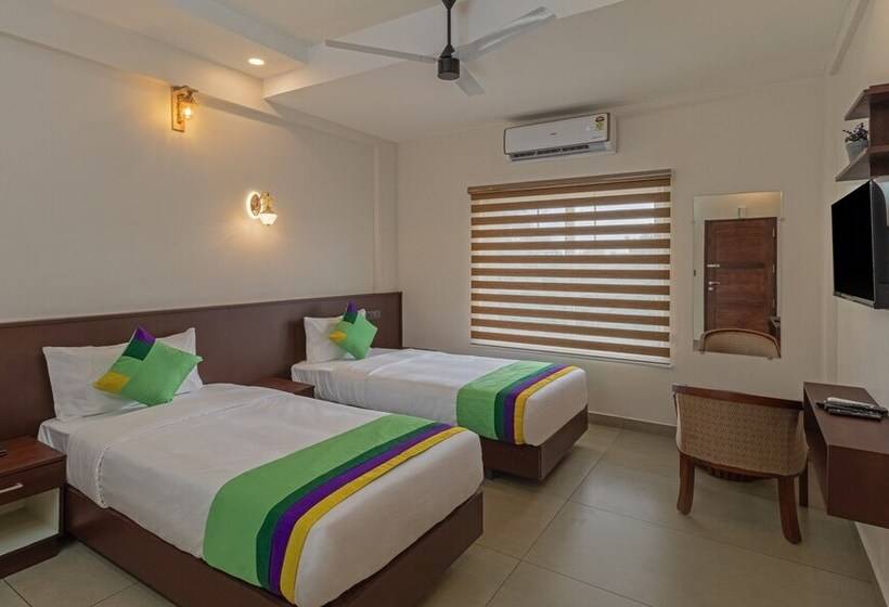 اتاق استاندارد, Treebo Amigos Residency