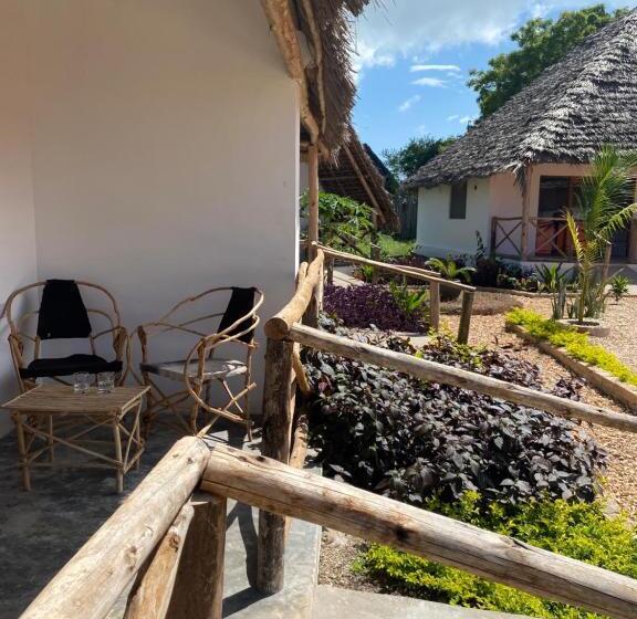 اتاق استاندارد با بالکن, Kokopelli Bungalows