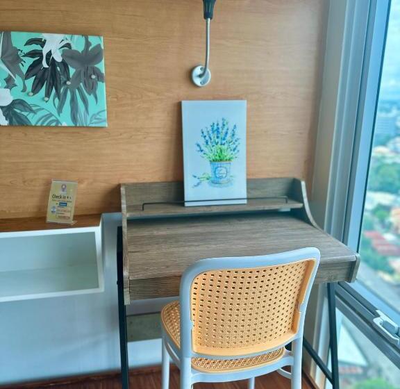 Апартаменты 1 Спальня Вид на Море, Feels Like Home Condos Abreeza Place Tower 1 & 2