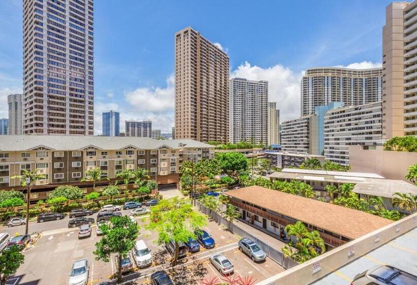 استودیو استاندارد با تخت کینگ, Castle At Palms At Waikīkī