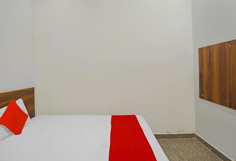 三人经典房间, Oyo Flagship Townhome Inn