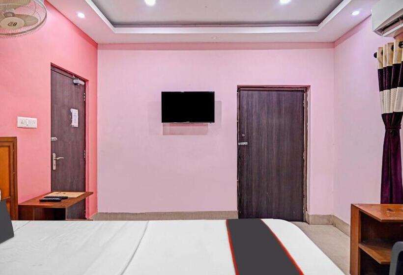 トリプルクラシックルーム, Oyo Flagship Hotel Asha Inn