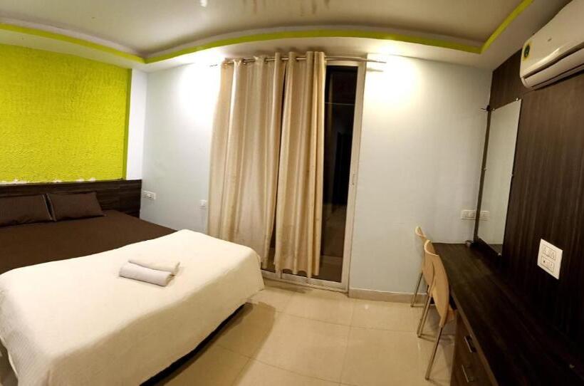 Номер Стандарт, Grey House Guest House