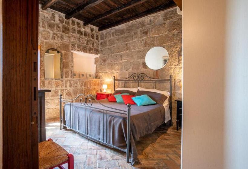 آپارتمان 1 خوابه با چشم‌انداز باغ, La Suite Del Borgo