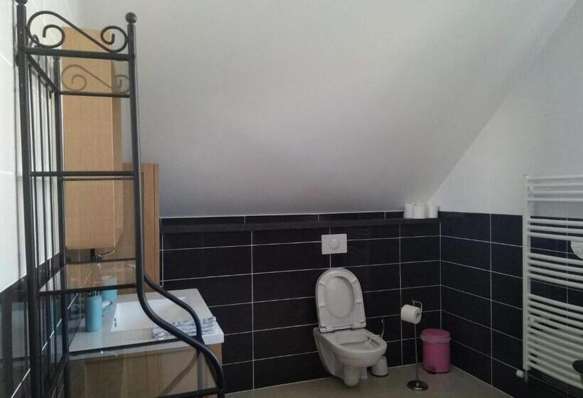Номер Стандарт, Chambres D Hôtes Reims   Bezannes