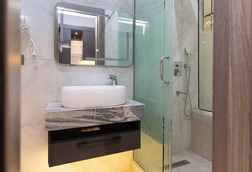 استودیوی استاندارد, Gta Hotel Ikeja