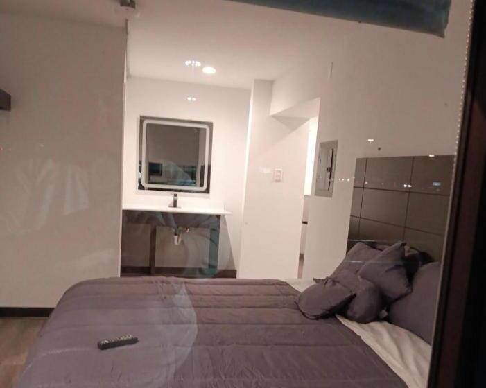 디럭스 스튜디오, Stateline Stayovers Extended Stay