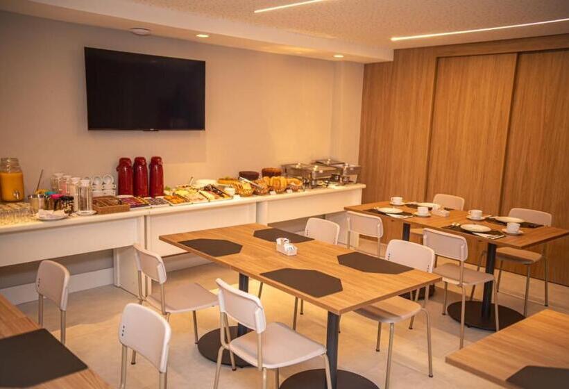 اتاق استاندارد یک نفره, Aero Hotel Salvador Aeroporto