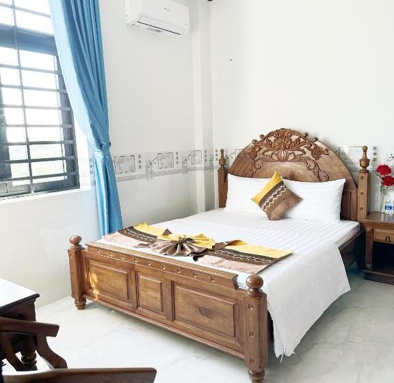 اتاق استاندارد, Quốc Hương