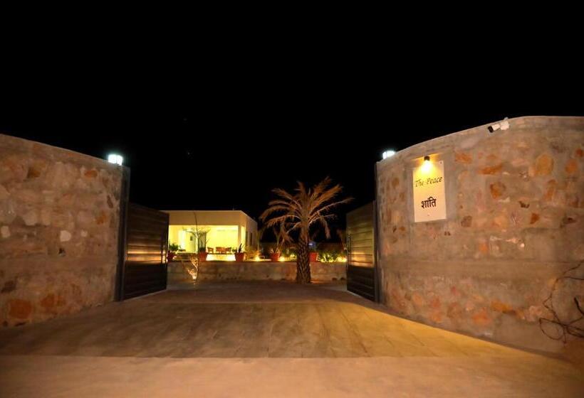 别墅: 1间卧室带游泳池, The Peace  A 2bhk Luxury Private Pool Villa