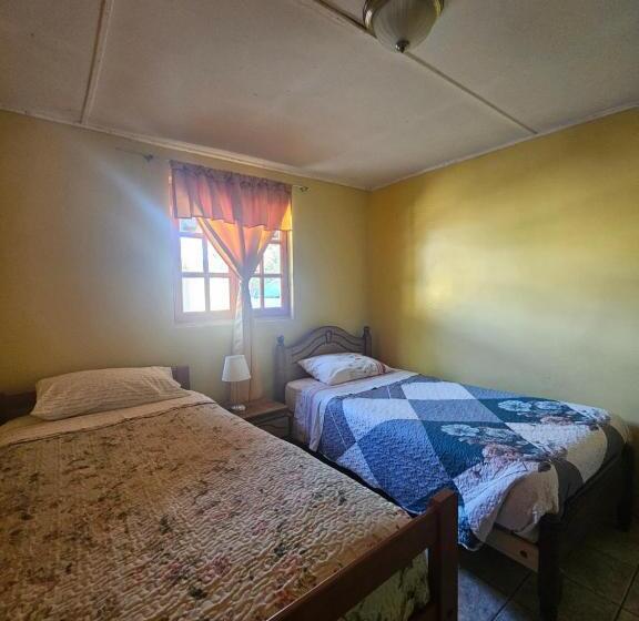 3间卧室的房子, Hostal Casa Los Duendes