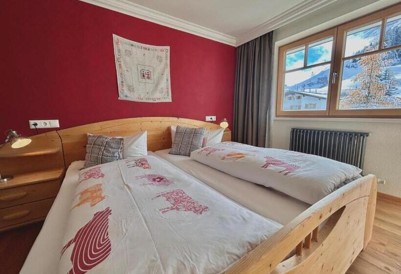 اتاق استاندارد با بالکن, Haus Wallis By Stayfritz   Ski In Ski Out Zimmer  Garni  Am Arlberg