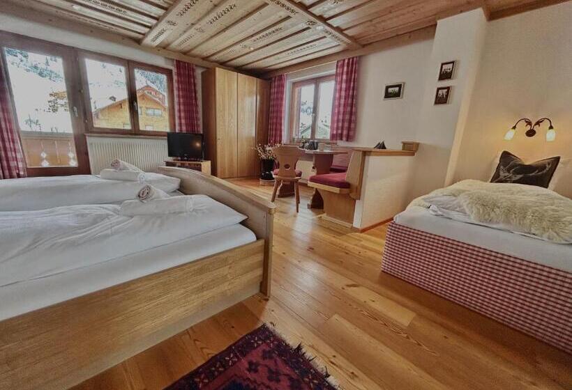اتاق خانوادگی با چشم‌انداز کوه, Haus Wallis By Stayfritz   Ski In Ski Out Zimmer  Garni  Am Arlberg