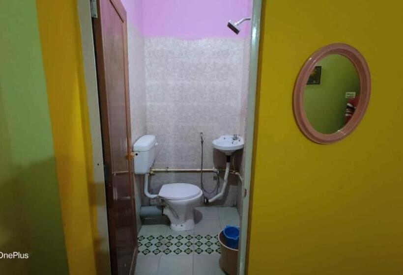 三人经典房间, O Home Trimurti Guest House