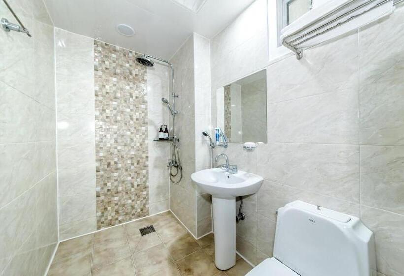 Студия Стандарт, Mulddeule Shimpang Resort