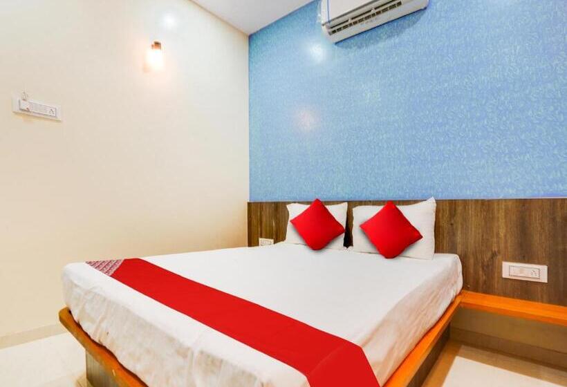 Трехместный Номер Классика, Oyo Hotel Grace