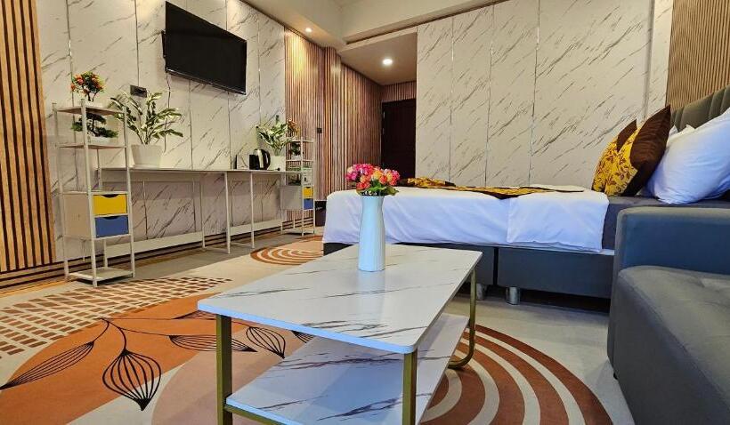 스탠다드 발코니 룸, Xcess Residence