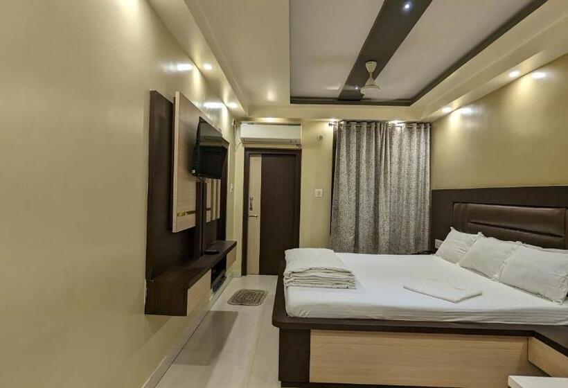 Номер Deluxe, Binapani Deluxe 1