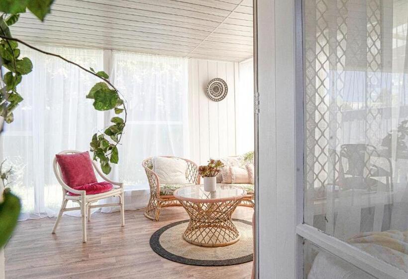 خانه 4 خوابه, Boho Coastal Vibes