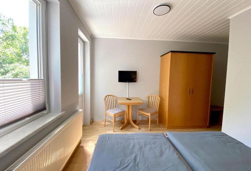 スタンダードルーム, Stadtgarten Gotha