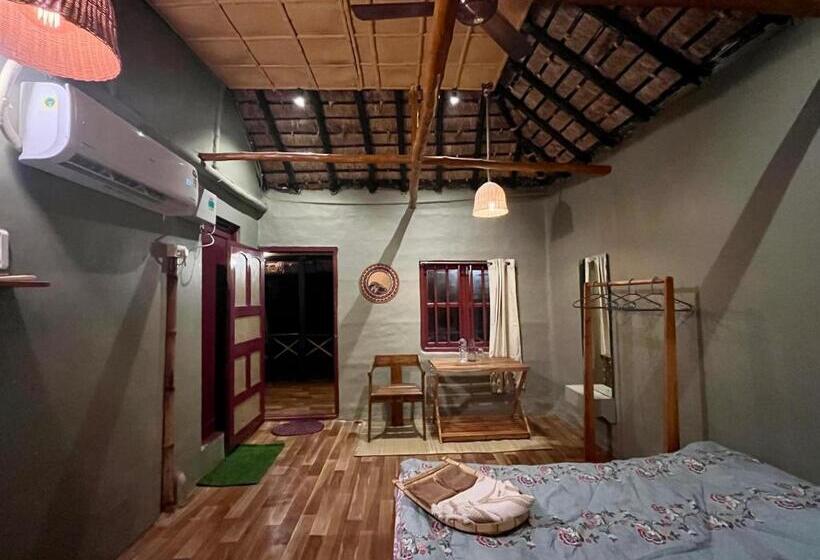 Номер Стандарт Трехместный, Ritabani Earthen Retreat Sundarbans