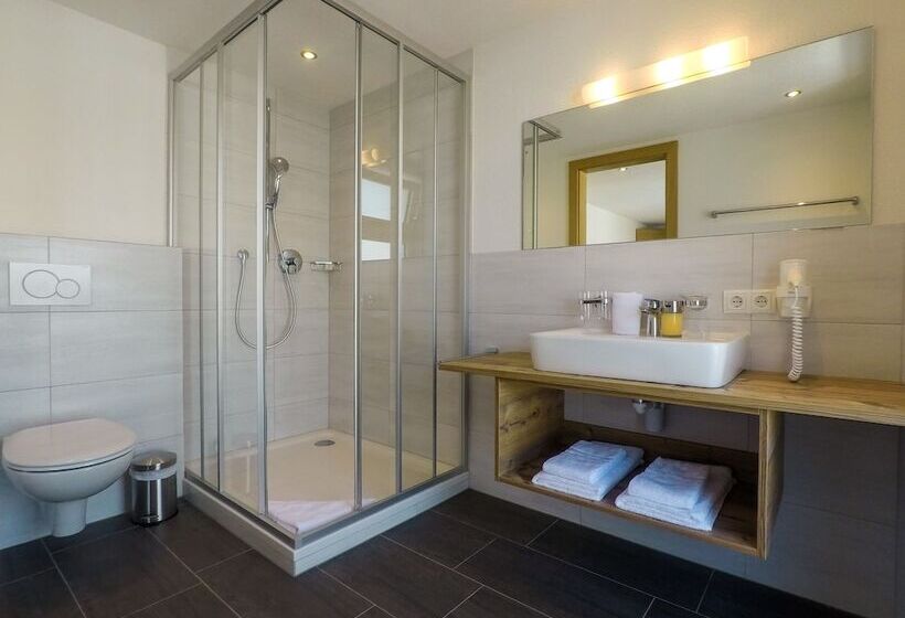 2 베드룸 컴포트 아파트, Collina Hotel Garni