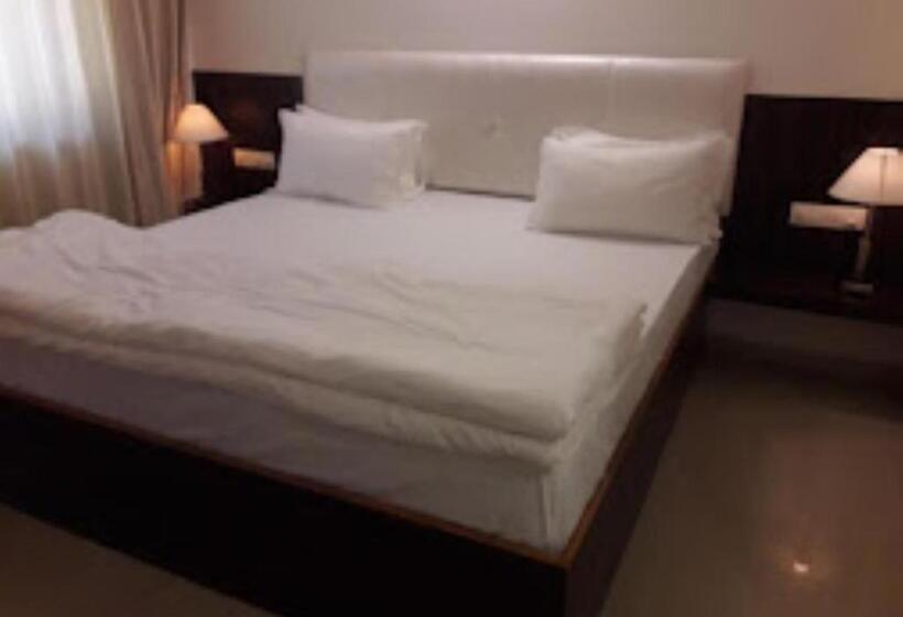 Номер Deluxe, Saileela Osmanabad