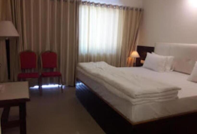 Номер Deluxe Кровать Кинг, Saileela Osmanabad