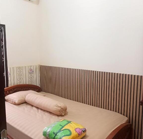 Номер Стандарт, Diamond Ijen Guest House