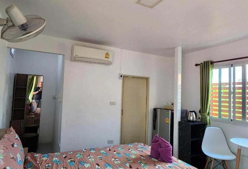 Номер Basic, Baan Sabaijai Viking Home
